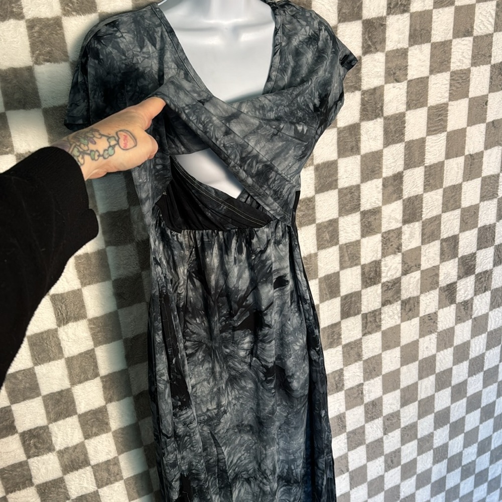 Nursing dress by Small Show fashionably pregnant gray black tie-dye maternity
